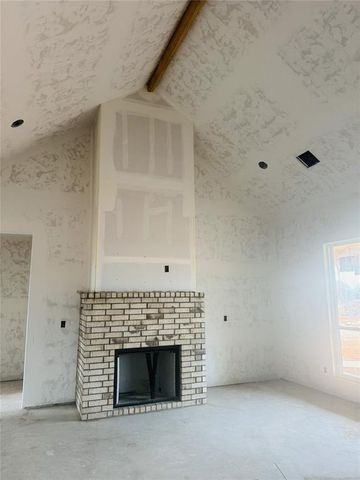 1232 Twin Oaks Drive, Blanchard, OK 73010