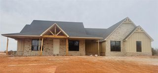 1232 Twin Oaks Drive, Blanchard, OK 73010