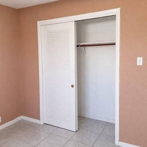 1030 NW 73rd Avenue, Margate, FL 33063
