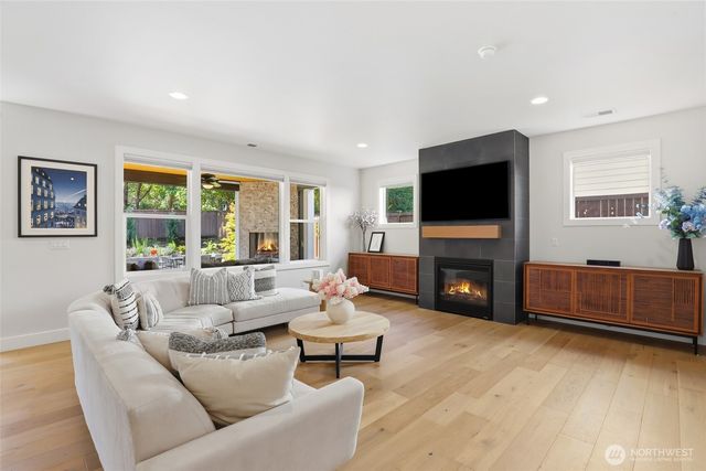 2230 48th Street Ct NW, Gig Harbor, WA 98335