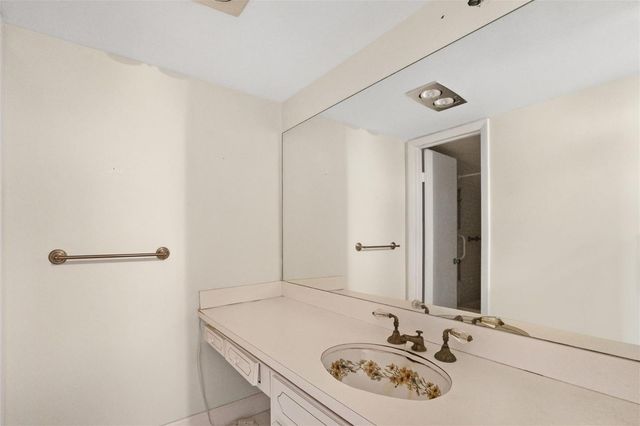 3100 NE 49th Street Ph05, Fort Lauderdale, FL 33308