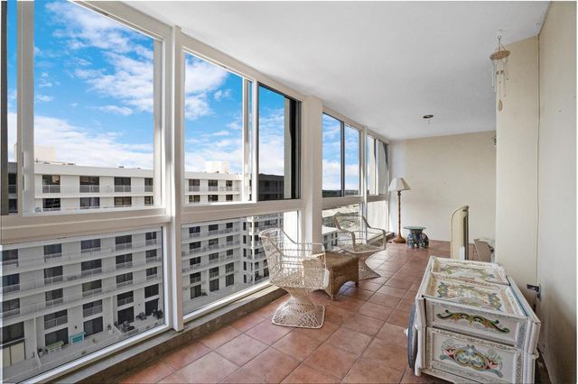 3100 NE 49th Street Ph05, Fort Lauderdale, FL 33308