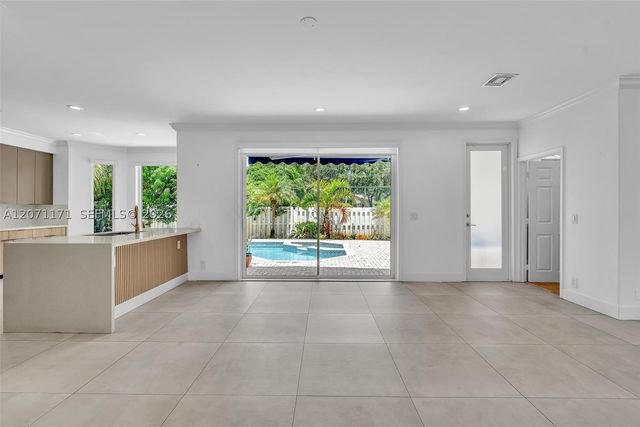 3433 SW 52nd ct 3433, Hollywood, FL 33023