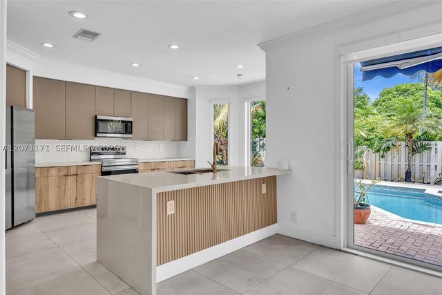 3433 SW 52nd ct 3433, Hollywood, FL 33023