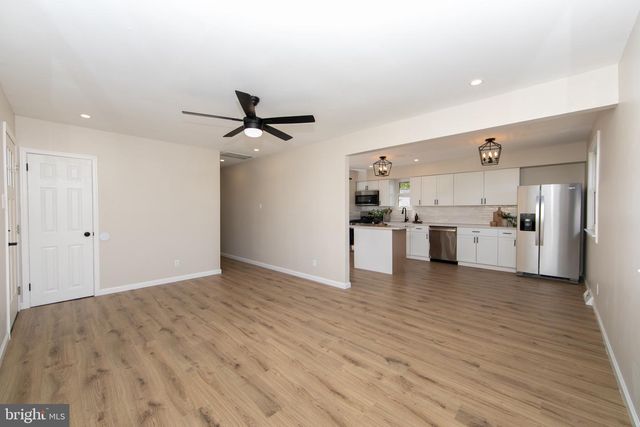 60 N OAKLAND AVE, Runnemede, NJ 08078