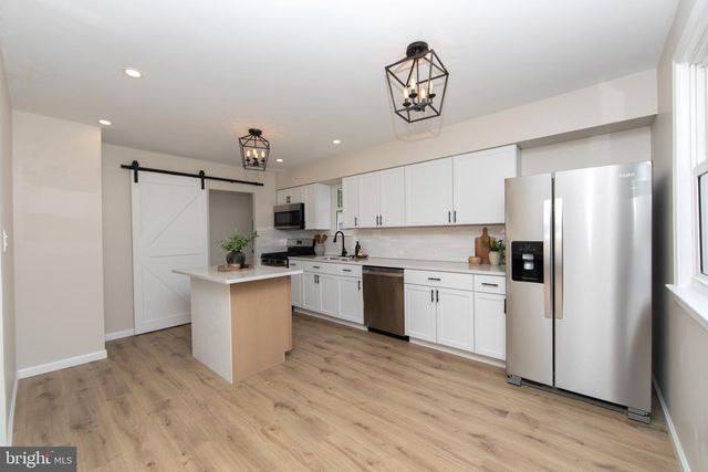 60 N OAKLAND AVE, Runnemede, NJ 08078