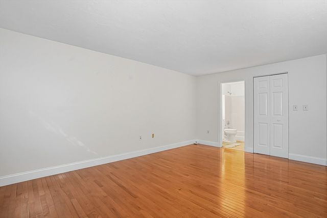 237 South St 45, Shrewsbury, MA 01545