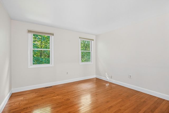 237 South St 45, Shrewsbury, MA 01545