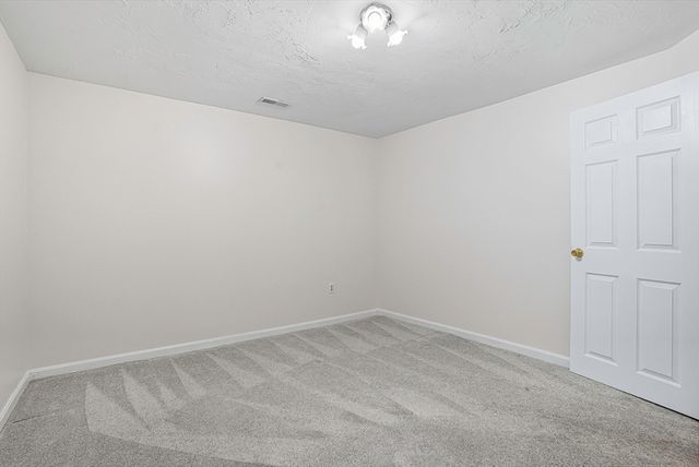 237 South St 45, Shrewsbury, MA 01545