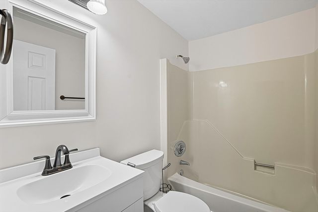 237 South St 45, Shrewsbury, MA 01545