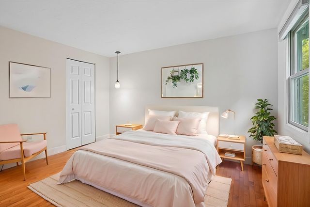 237 South St 45, Shrewsbury, MA 01545
