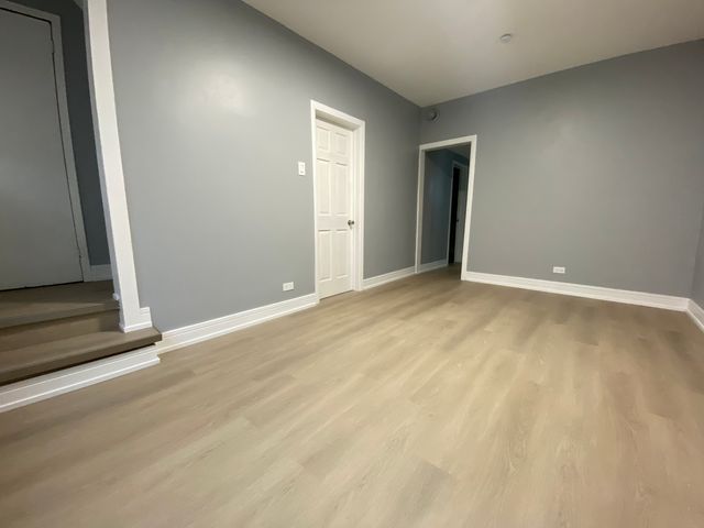 2323 W Fullerton Avenue, Chicago, IL 60647