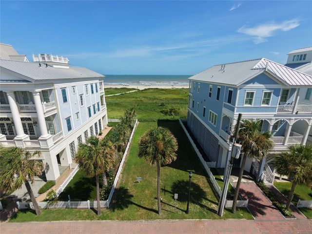 1553 Seaside Drive, Galveston, TX 77550