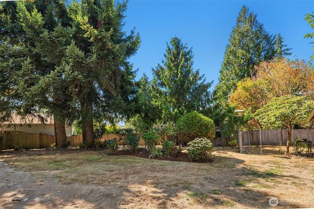 19411 136th Place SE, Renton, WA 98058