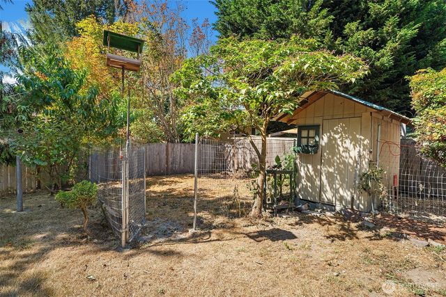 19411 136th Place SE, Renton, WA 98058