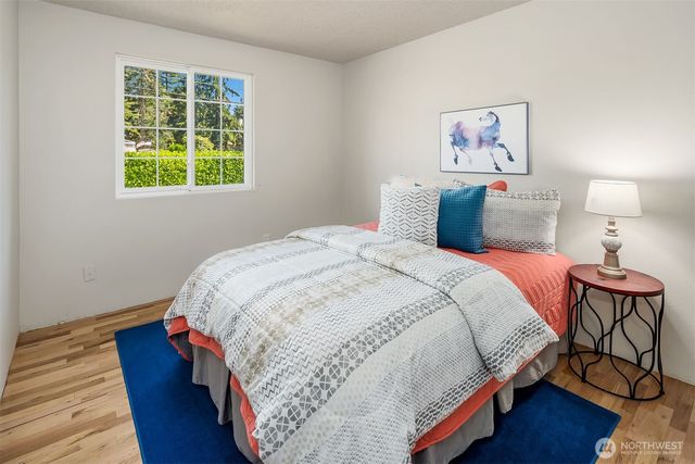19411 136th Place SE, Renton, WA 98058