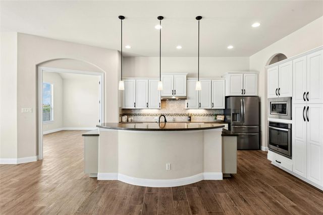112 Haven CV, Hutto, TX 78634