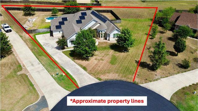 112 Haven CV, Hutto, TX 78634