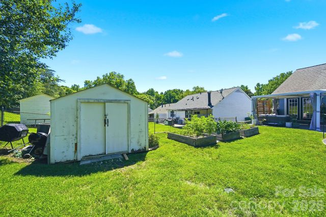 14023 Eden Court, Pineville, NC 28134
