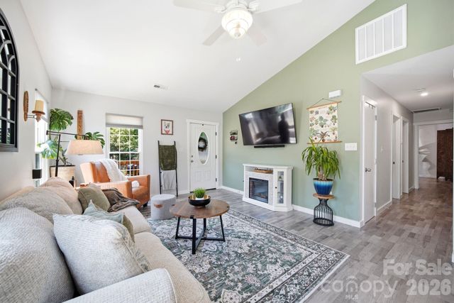 14023 Eden Court, Pineville, NC 28134