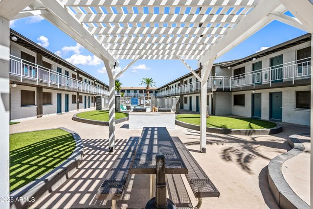 3025 N 32nd Street 10, Phoenix, AZ 85018