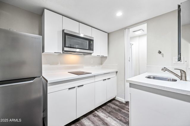 3025 N 32nd Street 10, Phoenix, AZ 85018