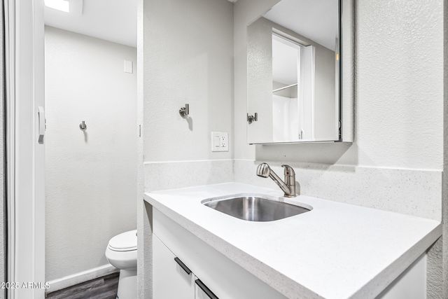 3025 N 32nd Street 10, Phoenix, AZ 85018