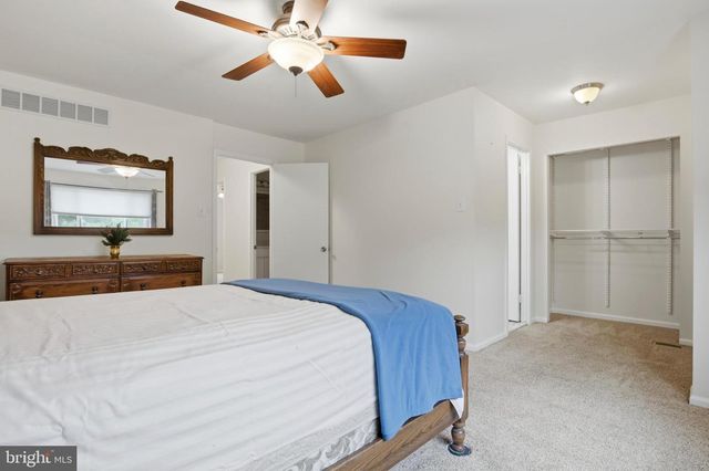 1023 BURNLEY CT, Bensalem, PA 19020