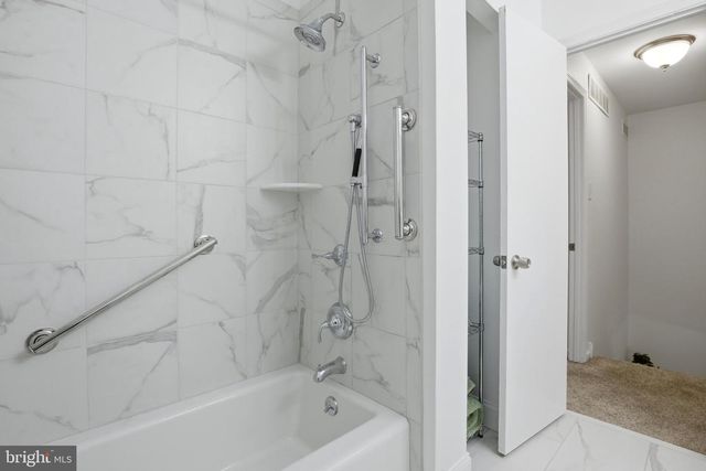 1023 BURNLEY CT, Bensalem, PA 19020