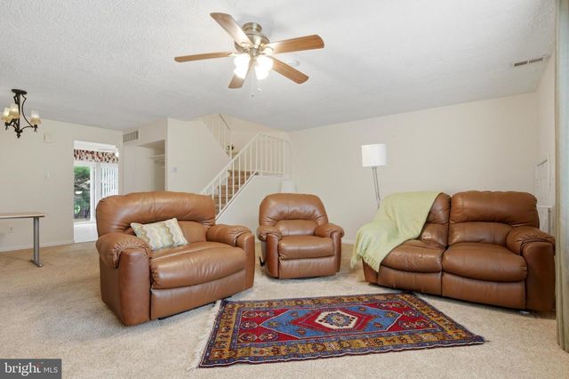 1023 BURNLEY CT, Bensalem, PA 19020