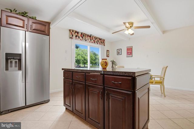 1023 BURNLEY CT, Bensalem, PA 19020