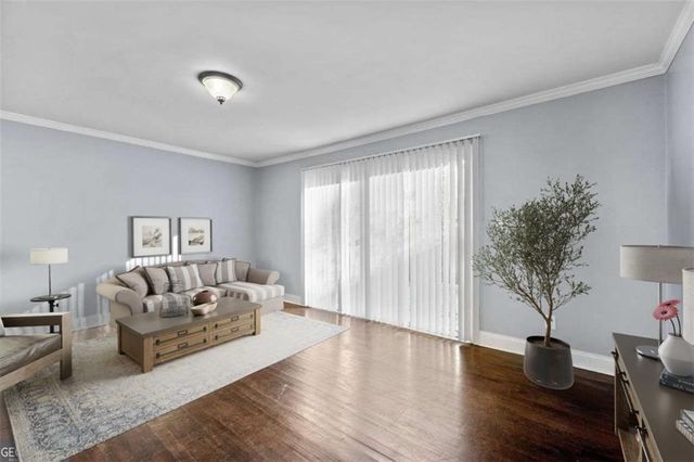 5667 Kingsport Drive, Atlanta, GA 30342