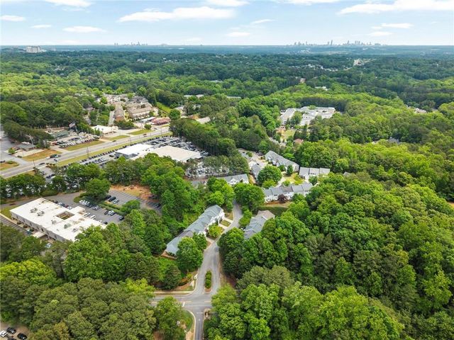 104 Kenninghall Drive SE, Smyrna, GA 30082