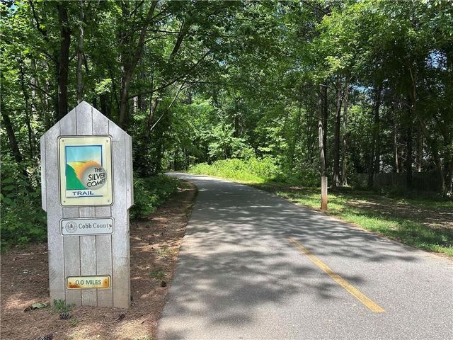 104 Kenninghall Drive SE, Smyrna, GA 30082