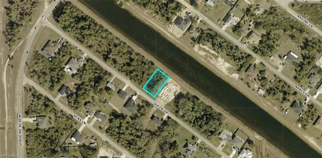 2620 Queen DR, Lehigh Acres, FL 33971