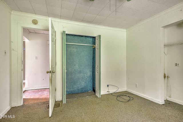 1403 Bristol Caverns Highway, Bristol, TN 37620