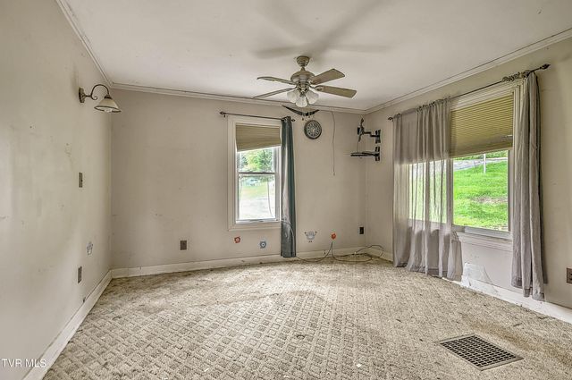 1403 Bristol Caverns Highway, Bristol, TN 37620