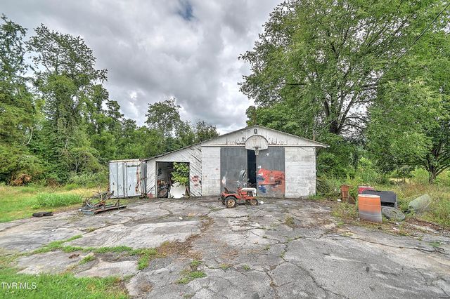 1403 Bristol Caverns Highway, Bristol, TN 37620