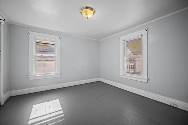 401 McClure Avenue, Sharon, PA 16146