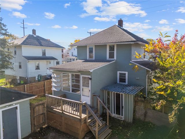 401 McClure Avenue, Sharon, PA 16146