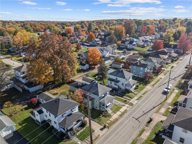 401 McClure Avenue, Sharon, PA 16146