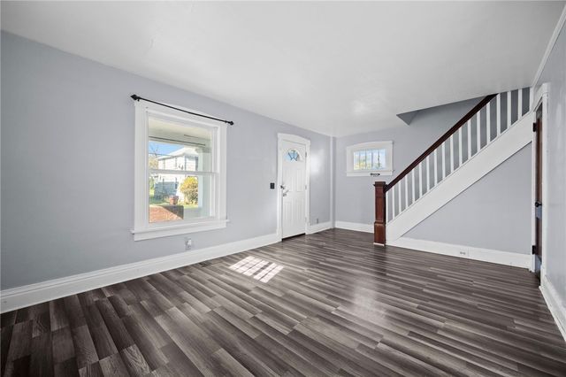 401 McClure Avenue, Sharon, PA 16146