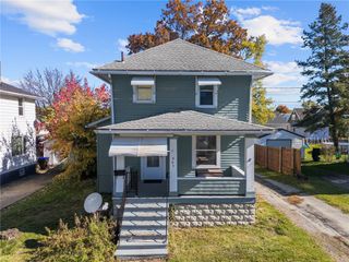 401 McClure Avenue, Sharon, PA 16146