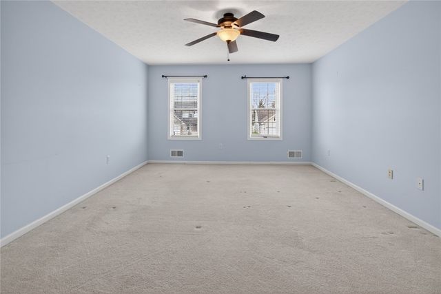 8 Foxe Commons, Chili, NY 14624