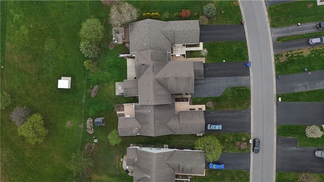 8 Foxe Commons, Chili, NY 14624