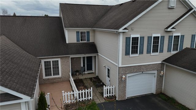8 Foxe Commons, Chili, NY 14624