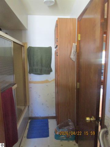 5179 W M-55, Tawas City, MI 48763