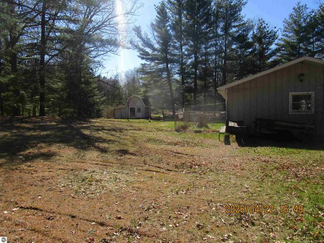 5179 W M-55, Tawas City, MI 48763