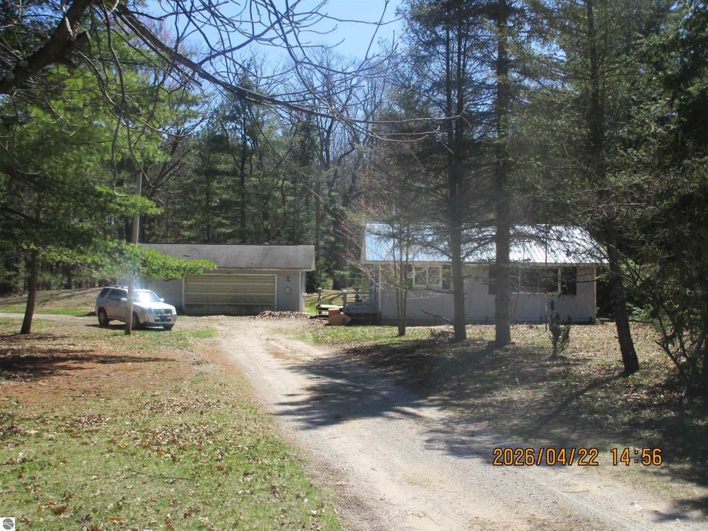 5179 W M-55, Tawas City, MI 48763