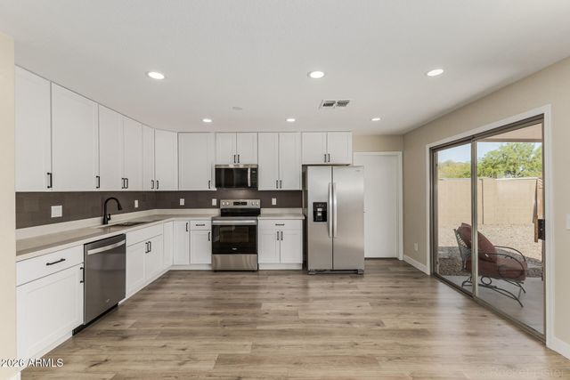 16501 N DURBIN Drive, Surprise, AZ 85374